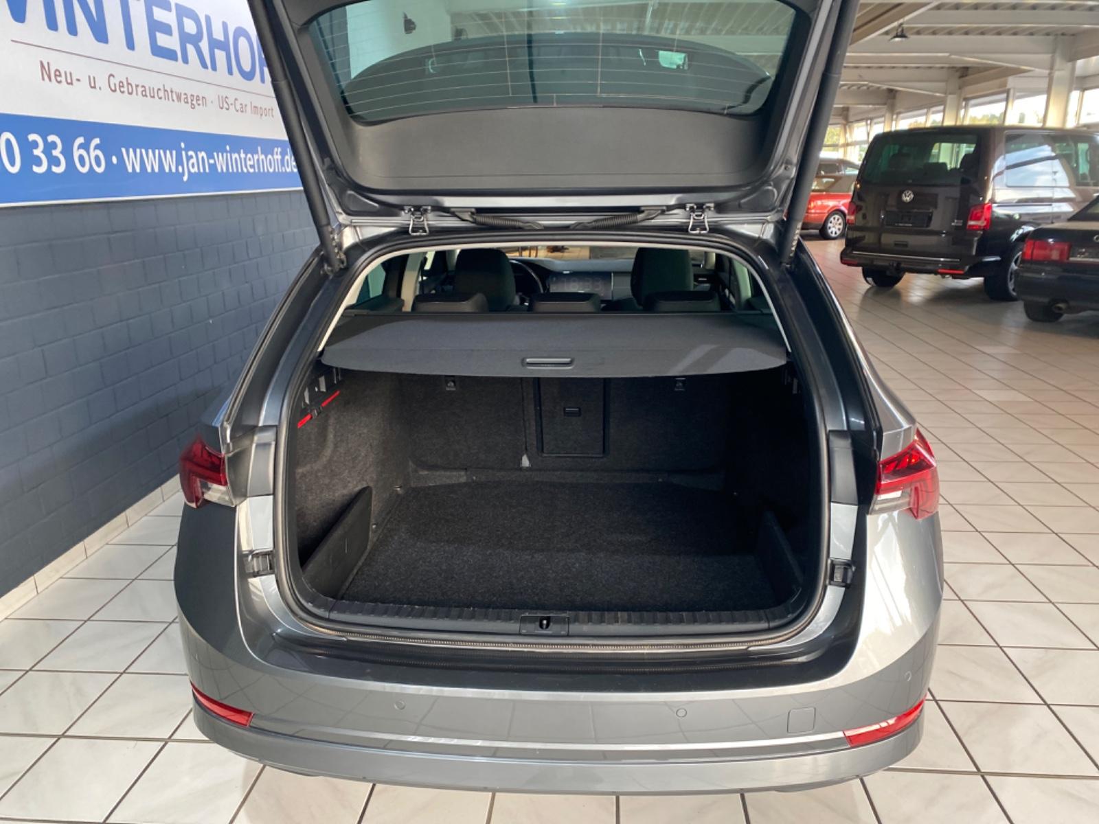 Skoda Octavia Combi 2.0 TDI DSG 4x4 Style LED AHK STHZ