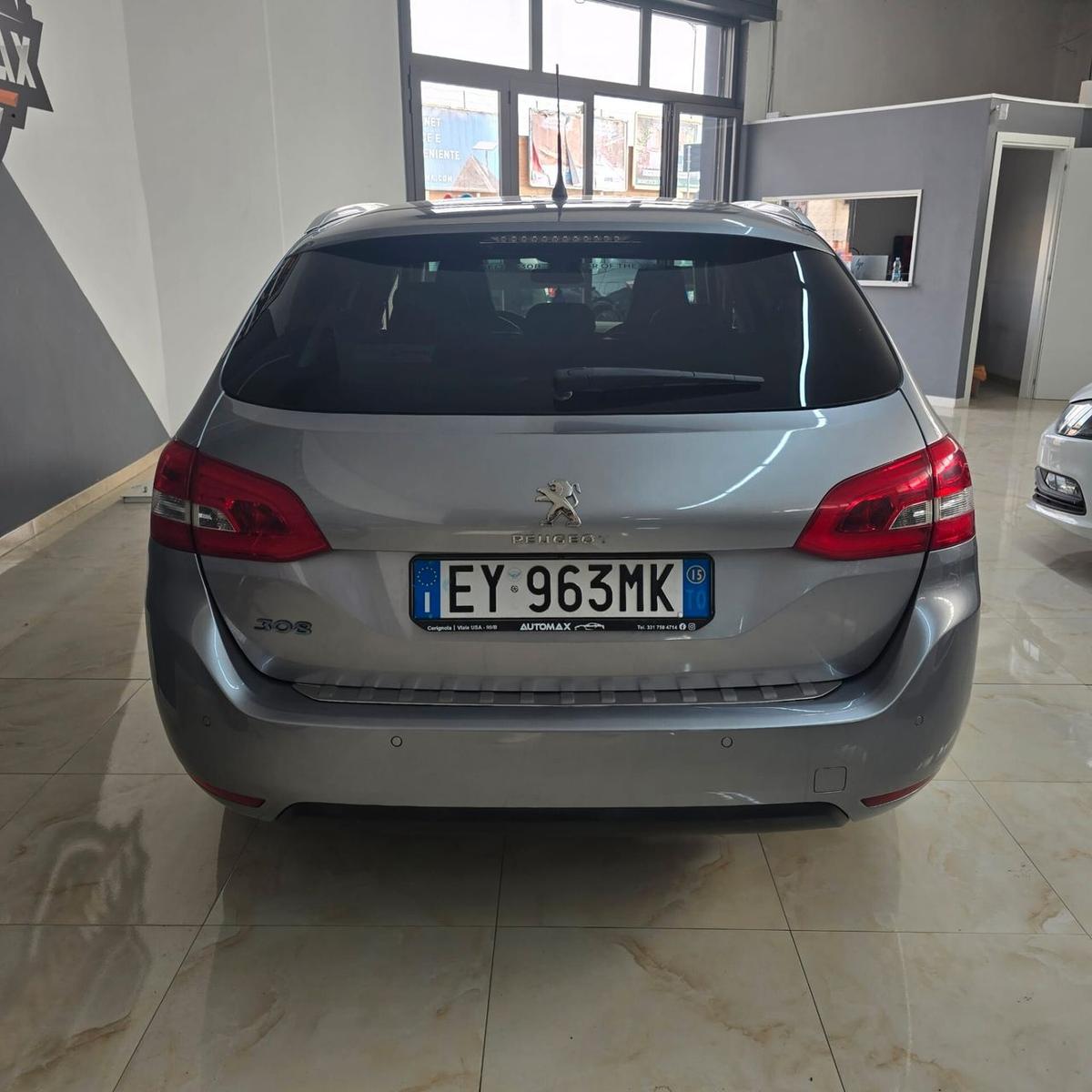 Peugeot 308 2015 — photo 5