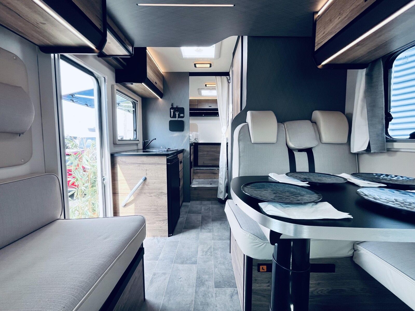 Fahrzeugabbildung XGO Dynamic 98P