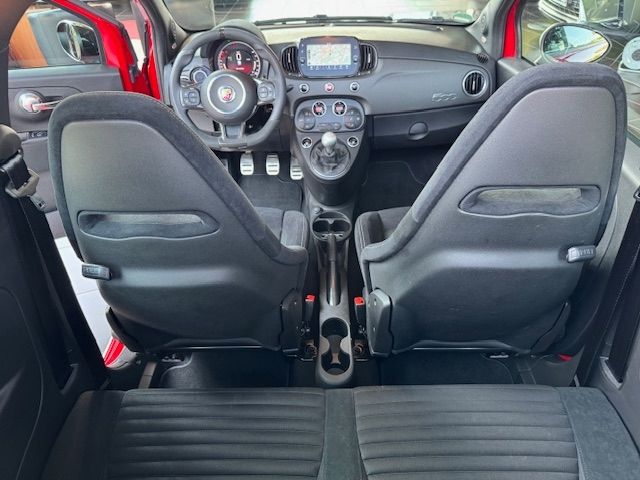Fahrzeugabbildung Abarth 695C KLIMA NAVI ALU AHK für Fahrräder
