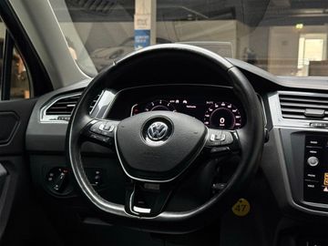 Volkswagen Tiguan - 8