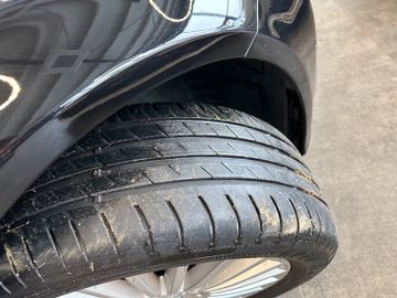 Mercedes-Benz C 200 C Limousine CGI *Avantgarde*Navi*Shz*9G*