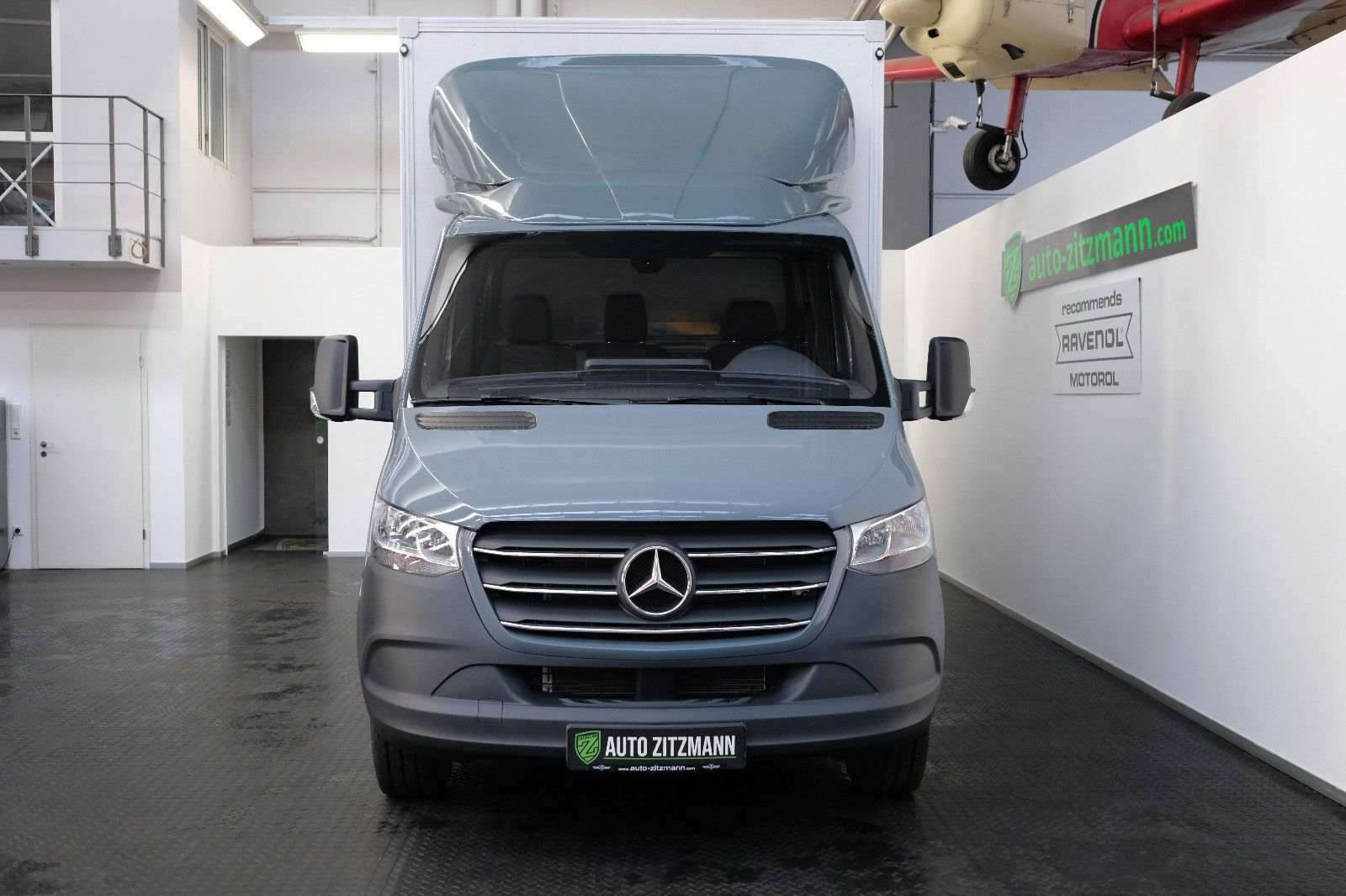 Fahrzeugabbildung Mercedes-Benz Sprinter 319 CDI Koffer Ladebordwand SOFORT