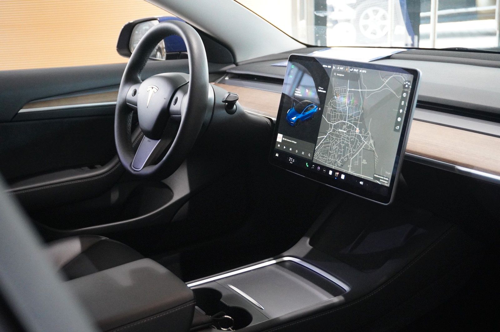 Fahrzeugabbildung Tesla Model 3 PERFORMANCE DUAL-MOTOR NAVI/LED/KAMERA