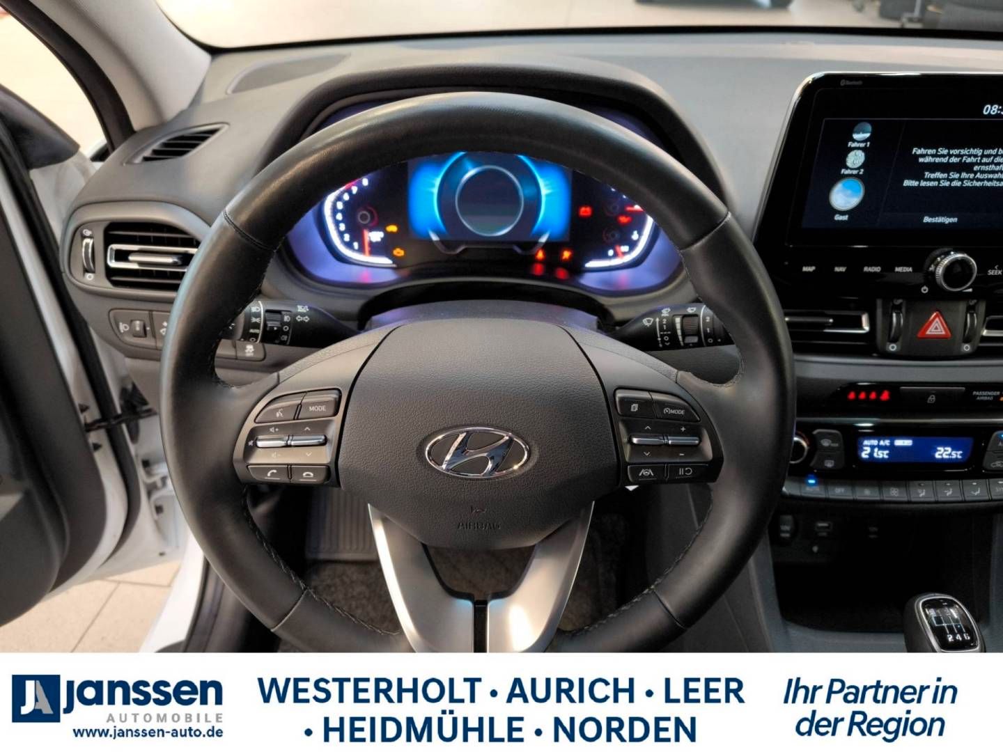 Fahrzeugabbildung Hyundai i30 INTRO EDITION