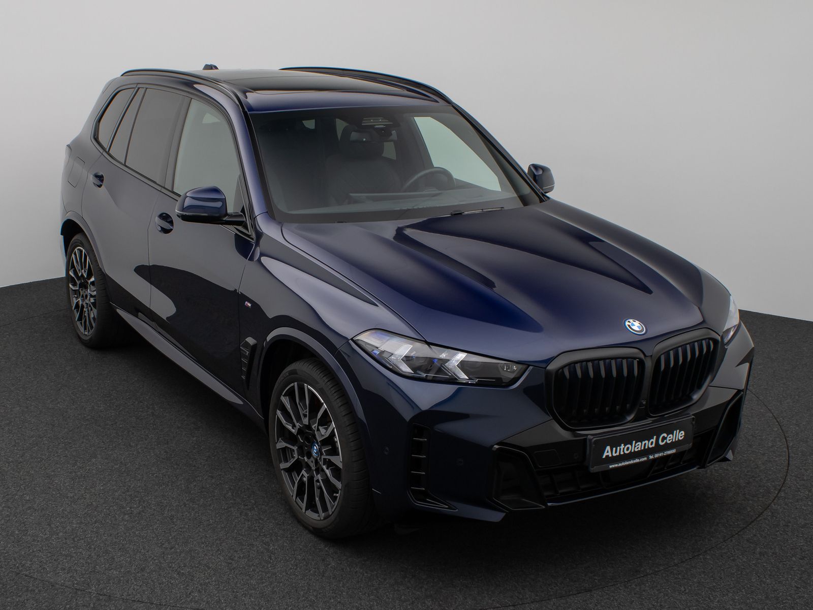 Fahrzeugabbildung BMW x5 xD50e M SportPro Panorama 360°HUD DAB H/K 21"