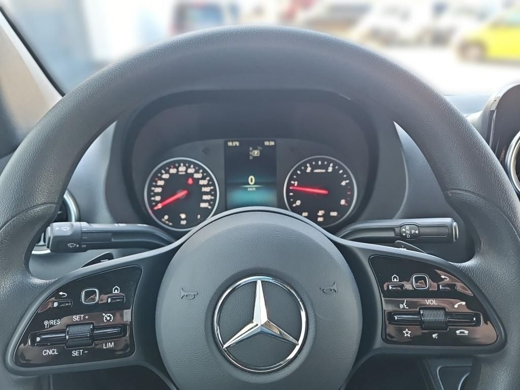 Fahrzeugabbildung Mercedes-Benz Sprinter 317 Tourer L3H2 9 Sitze Dachklima 10''