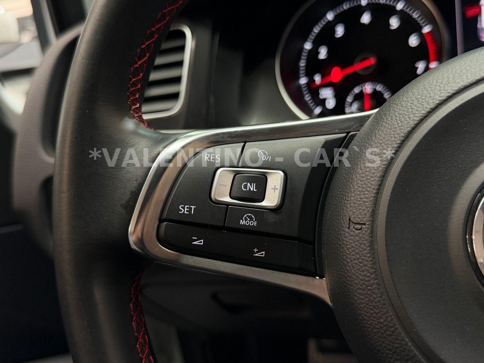 Volkswagen Golf VII Lim. GTI Navi/Temp/Parklenk/Shz/BiXen