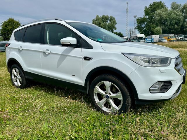 Ford Kuga Titanium AWD Automatik — Bild 3