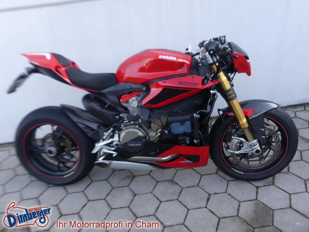 Ducati Panigale V2 1199 edler Hertrampf Fighter- Umbau