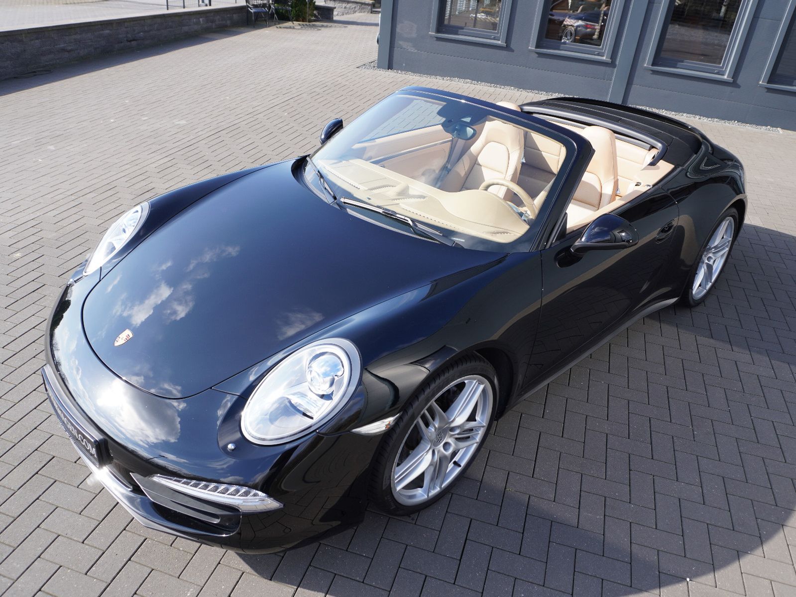Fahrzeugabbildung Porsche 991 Carrera 4 Cabriolet