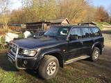 Nissan Patrol Y61 - Nissan Patrol aus 2001
