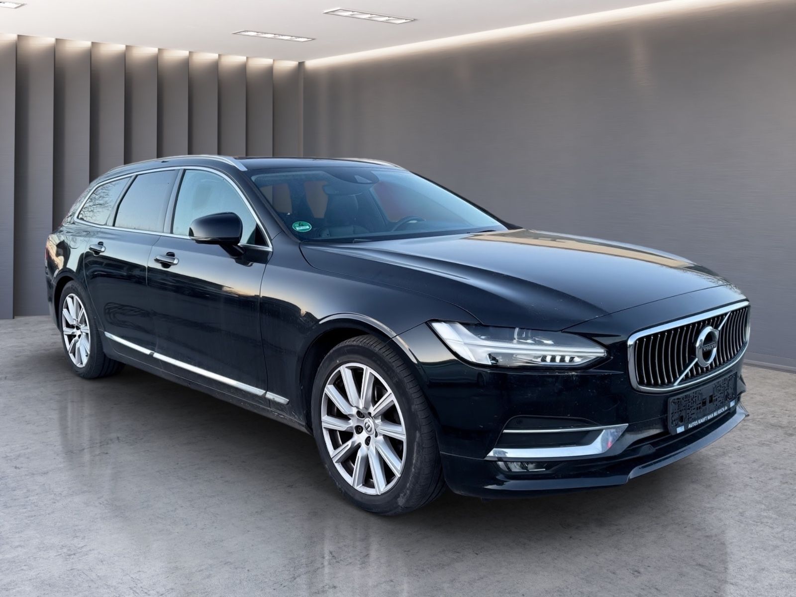 Volvo V90 Kombi Inscription 2.0 D4*LED*LEDER*NAVI*