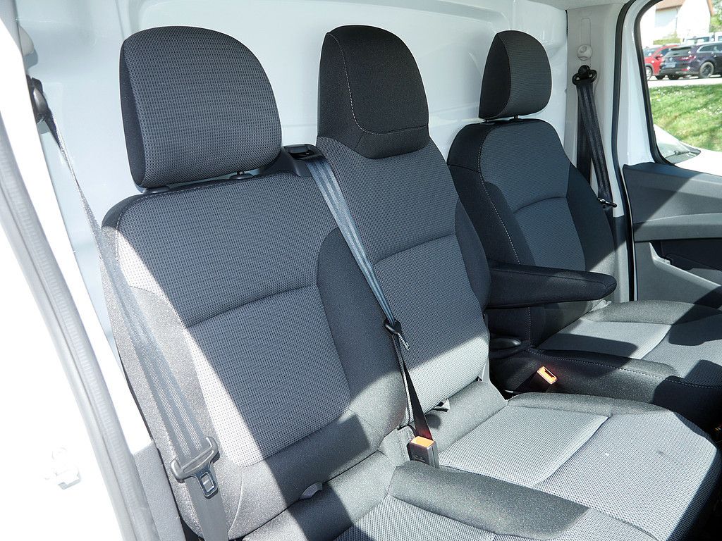 Fahrzeugabbildung Renault Trafic Komfort L1H1 Blue dCi 130 KAMERA AHK LED