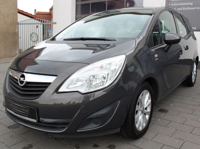 Opel Meriva B ACTIVE (AHK,ALLWETTERREIFEN)