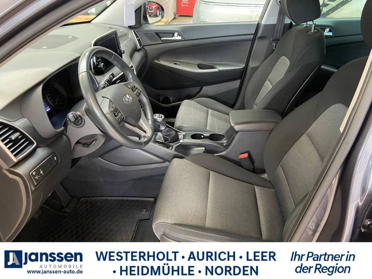 Fahrzeugabbildung Hyundai TUCSON blue Navi