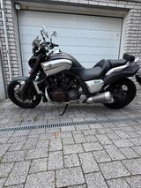 Yamaha VMAX 1700,  2300 Km.  - Yamaha Motorräder in Düsseldorf