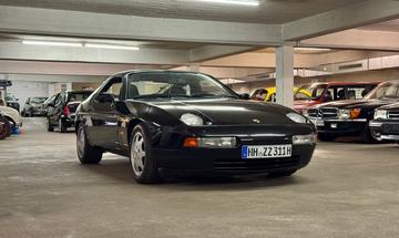 1990 Porsche 928 照片 1