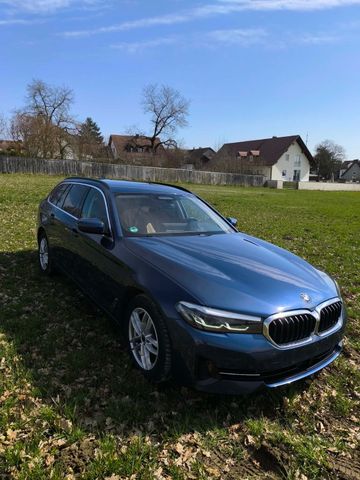 BMW 520d Touring A -