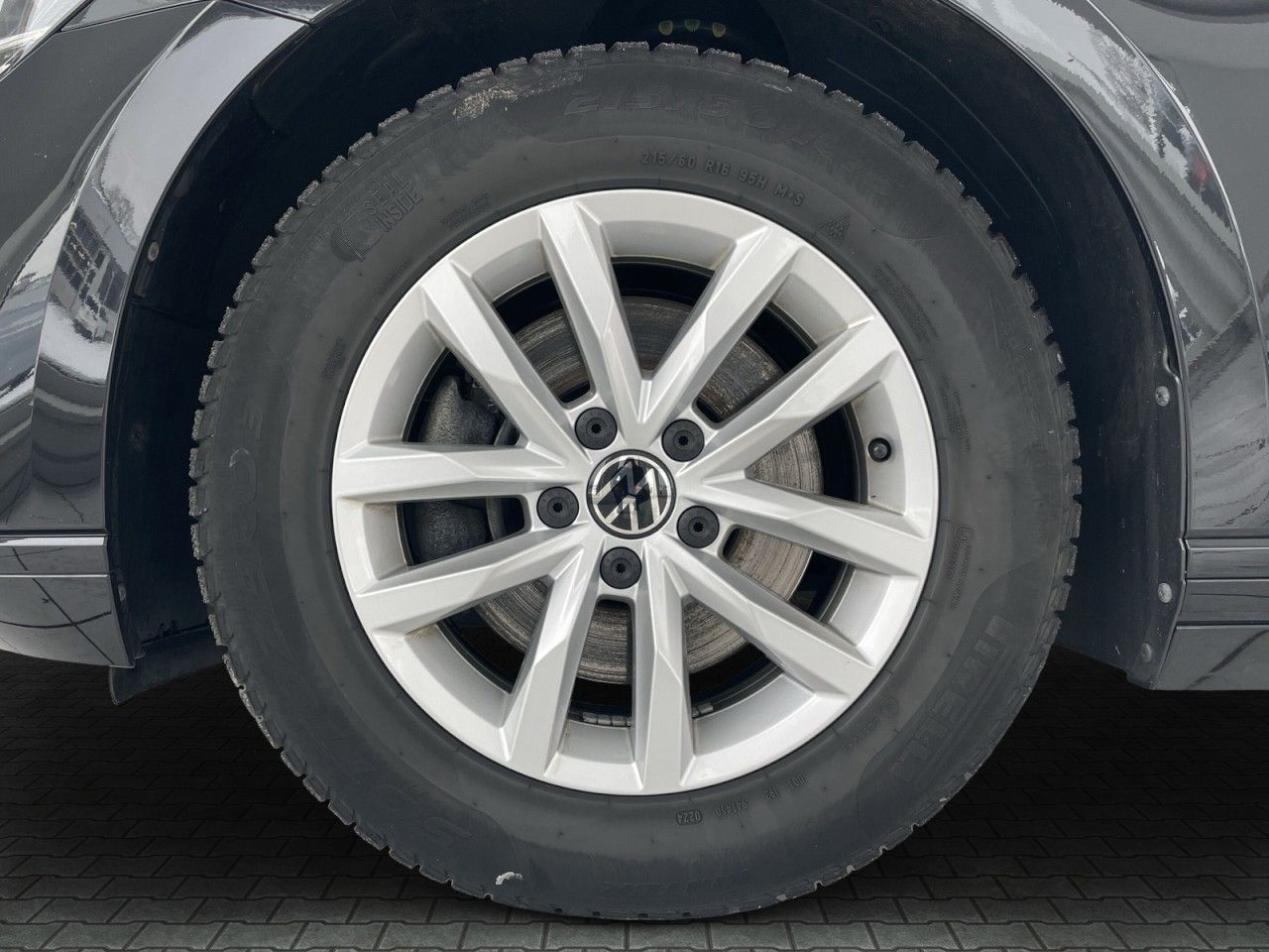 Volkswagen Passat Variant - Bild 7