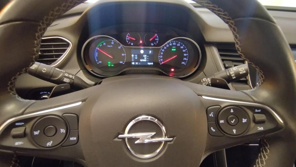 Erstes Annaberger Autohaus - Opel GRANDLAND X Elegance AT8, LED, ParkGo, Kamera - Bild 11 Erstes Annaberger Autohaus - Opel GRANDLAND X Elegance AT8, LED, ParkGo, Kamera - Bild 11