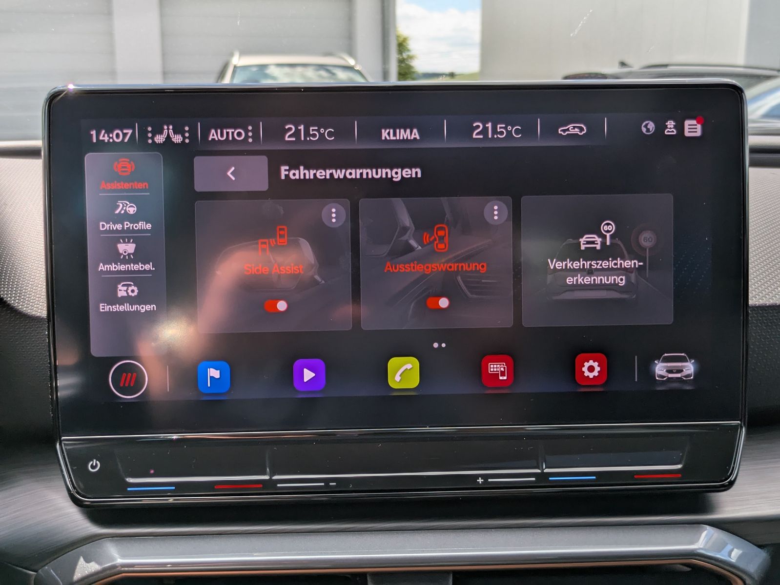 Fahrzeugabbildung CUPRA Leon VZ 2.0TSI 4Drive ACC*PANO*MATRIX*DCC*LM19"