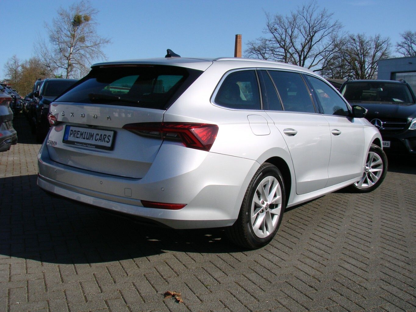 Skoda Octavia 2.0TDI Style ACC Columbus HeadUp AHK foto 3