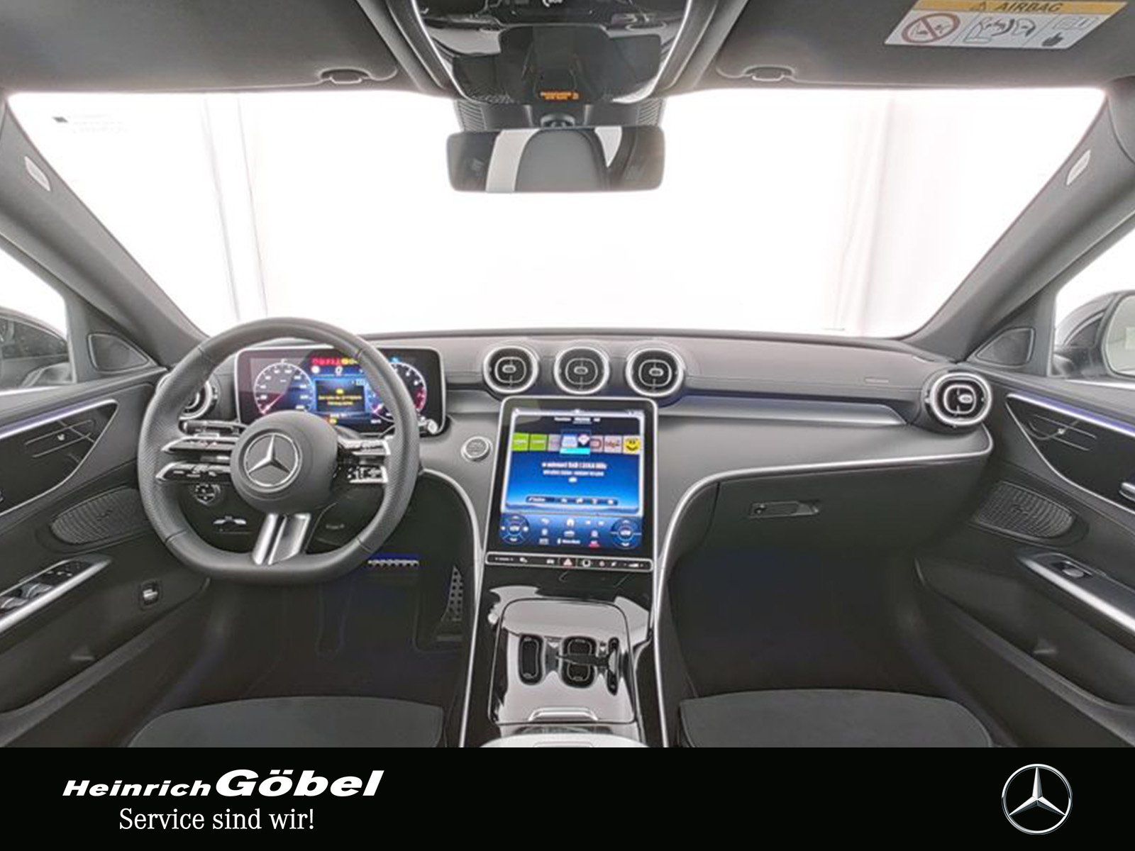 Fahrzeugabbildung Mercedes-Benz C 180 AMG+TOTWINKEL+LED+KAMERA+CARPLAY+LENKRADHZ