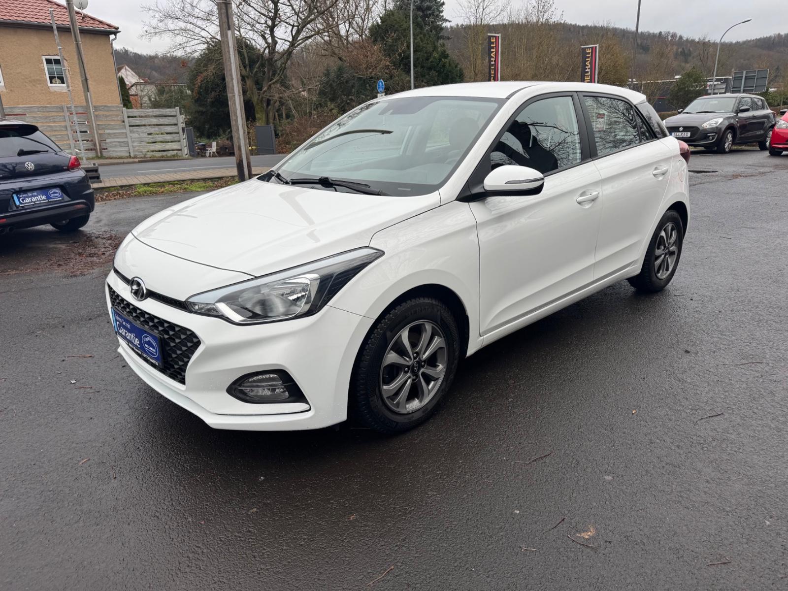 Hyundai i20 blue Trend