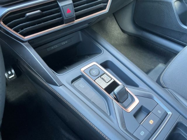 Fahrzeugabbildung CUPRA Formentor 1.5 eTSI, Autom, AHK, Navi, Sitzheizun