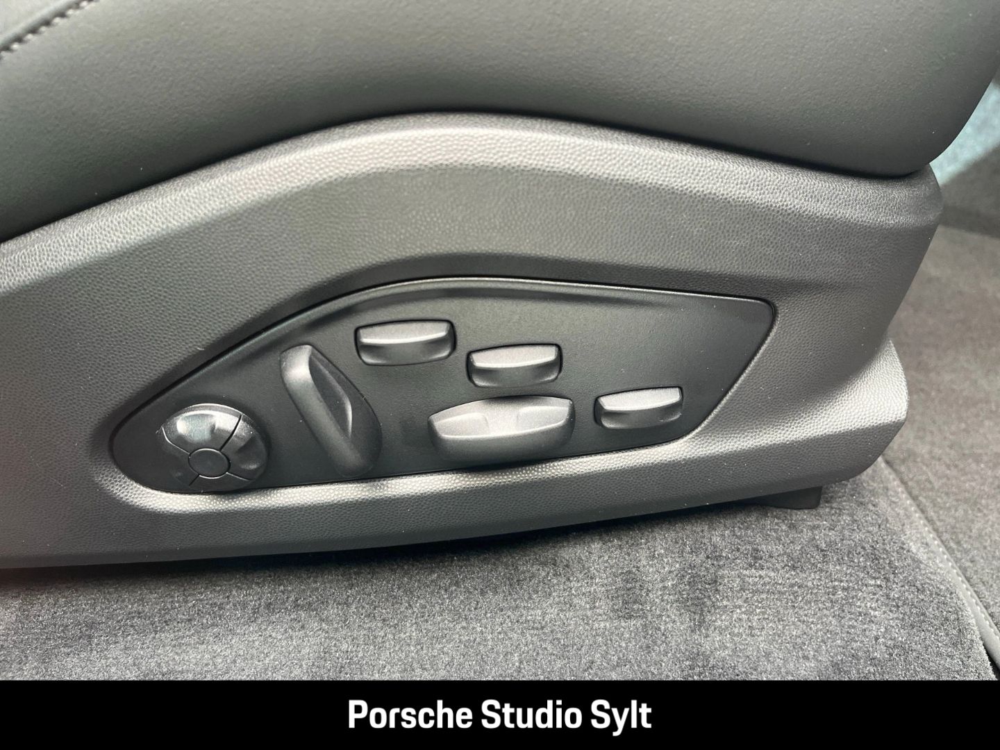 Porsche Macan - Bild 12