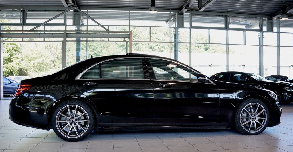Mercedes Benz S 560