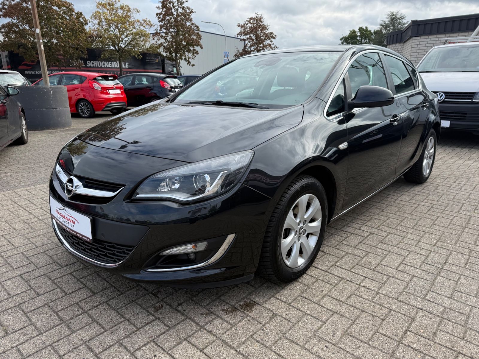 Astra J Lim. 5-trg. Exklusiv*NAVI*1.HAND*SCHECKH