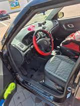 Skoda Roomster 1.2 12V HTP - - Skoda Roomster mit Benzin-Antrieb: Navigationssystem
