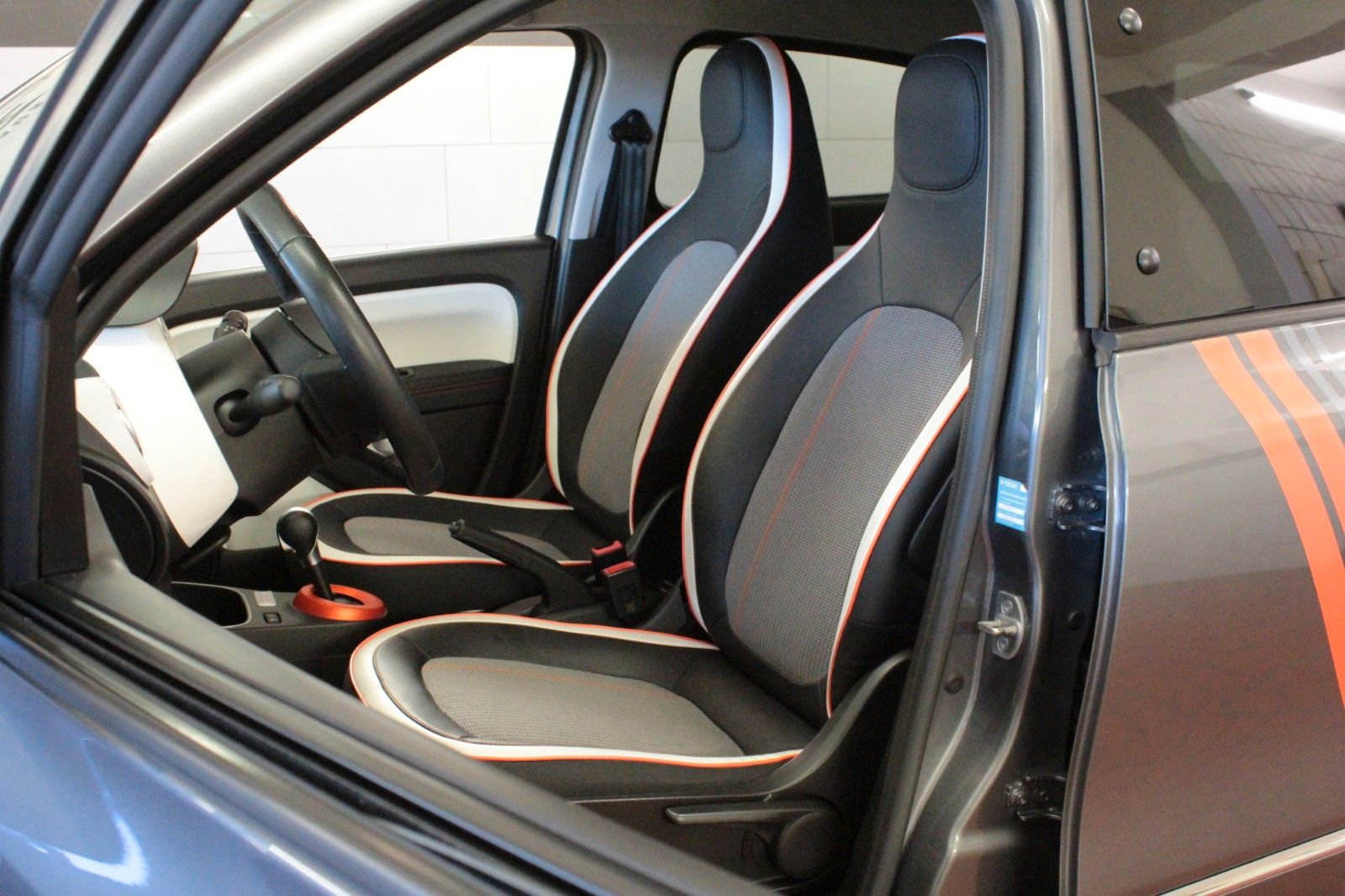 Fahrzeugabbildung Renault Twingo E-Tech 100% elektrisch  Vibes