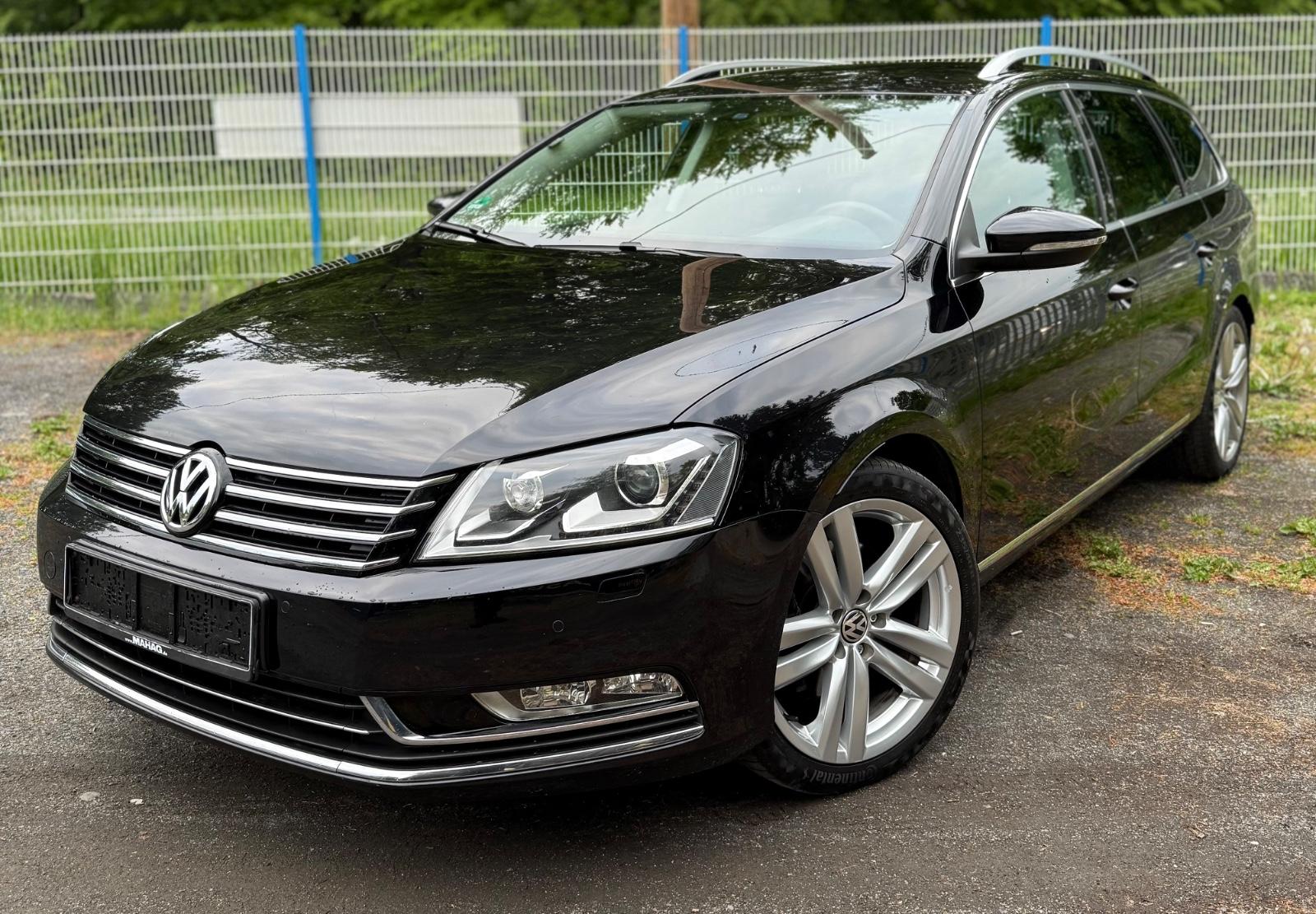 Volkswagen Passat Variant Highline *DYNAUDIO*ALCANTARA*PDC