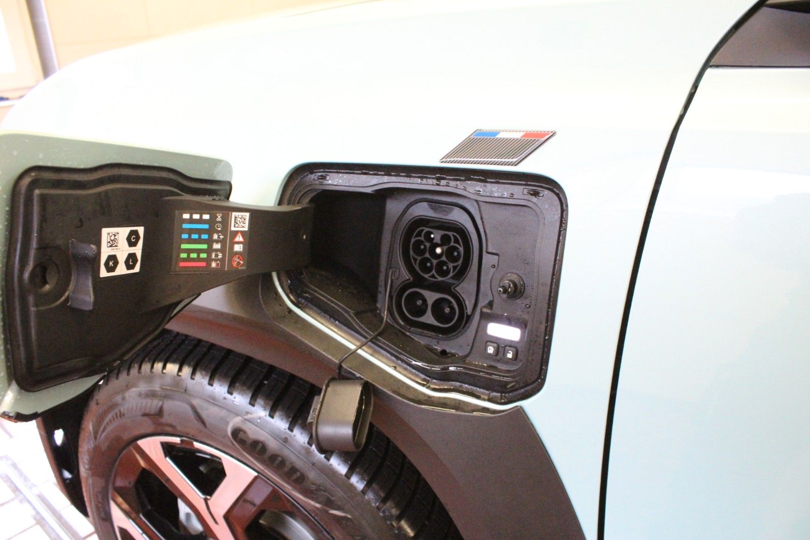 Fahrzeugabbildung Renault R 4 150 Comfort Range Techno*Winterpaket*