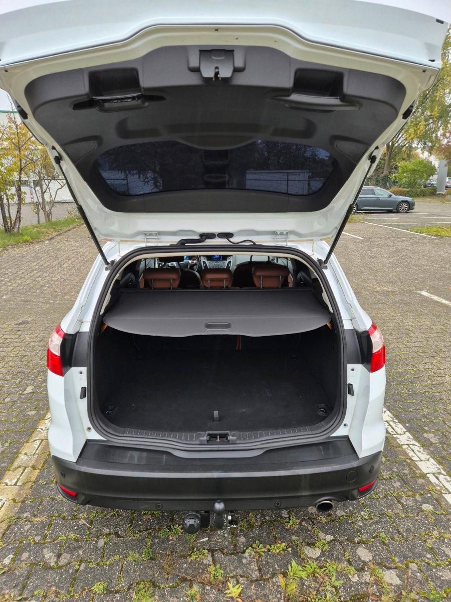 Ford Focus 2013 — photo 8