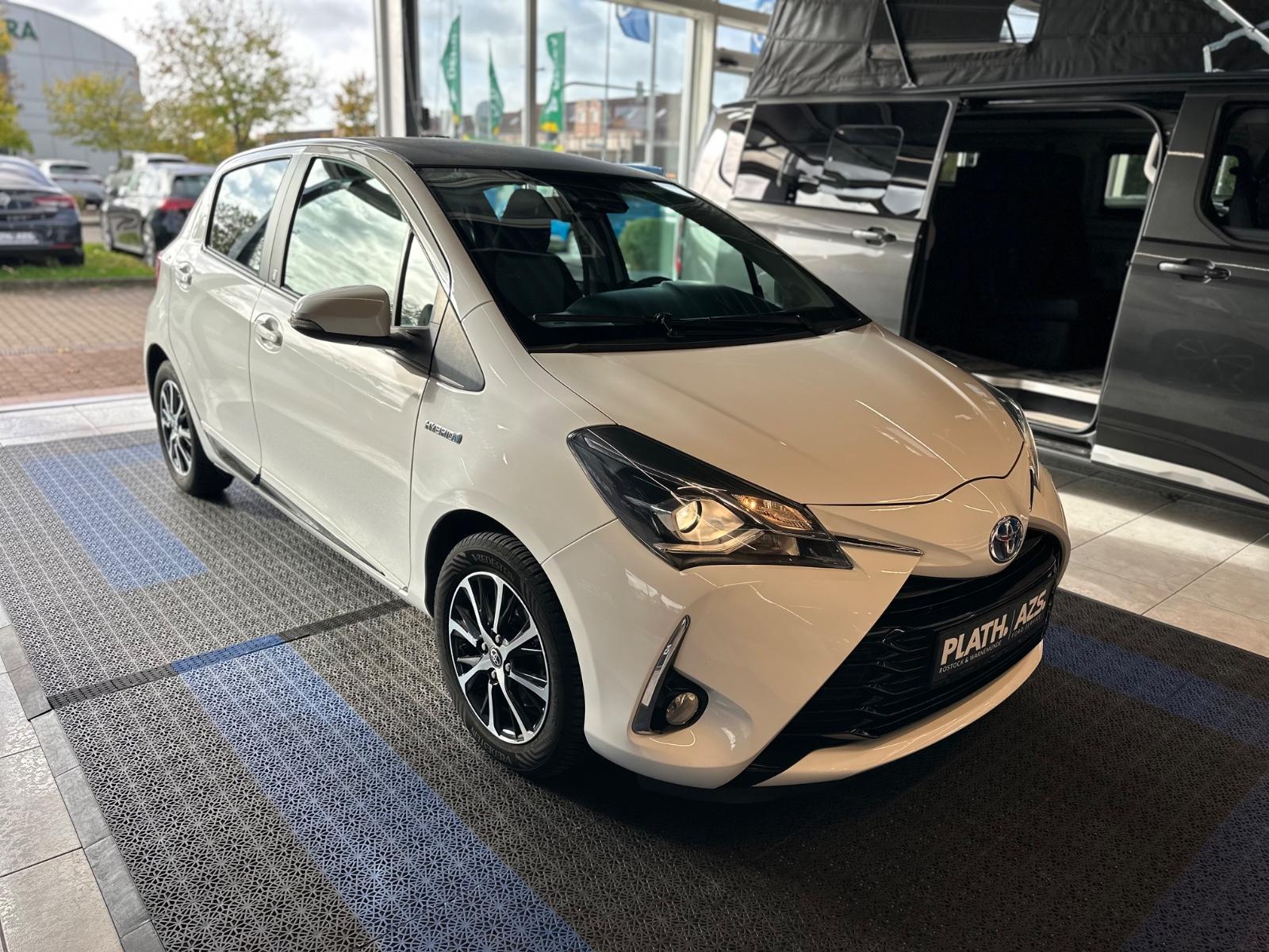 Toyota Yaris Hybrid Team D