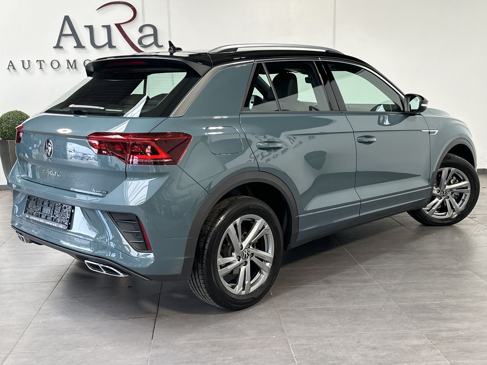 Fahrzeugabbildung Volkswagen T-Roc 2.0 TDI R-Line 4Motion NAV+LED+V-COCK+KAM