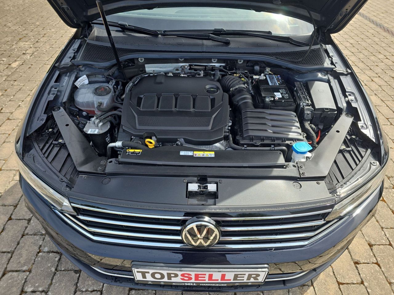 Fahrzeugabbildung Volkswagen Passat Variant Business 2.0 TDI SCR 110 kW
