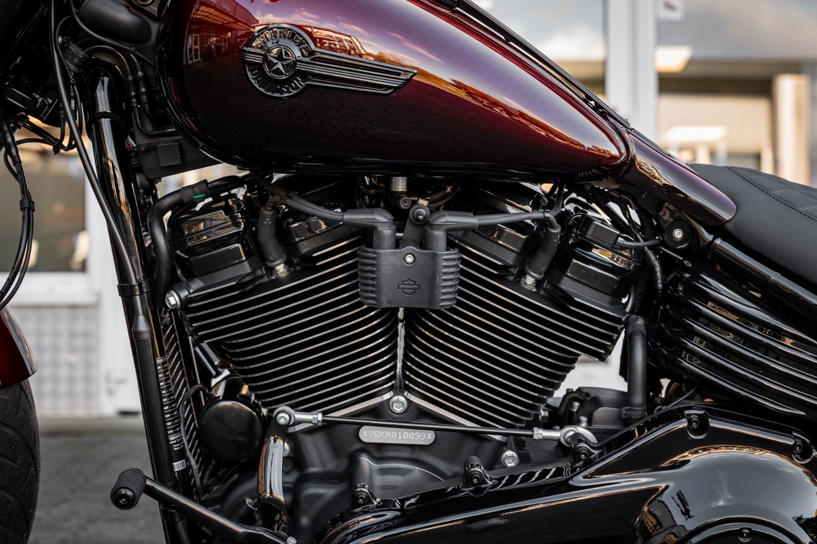 Fahrzeugabbildung Harley-Davidson FAT BOY FLFBS 114 MY24 - JEKILL&HYDE - CUSTOM