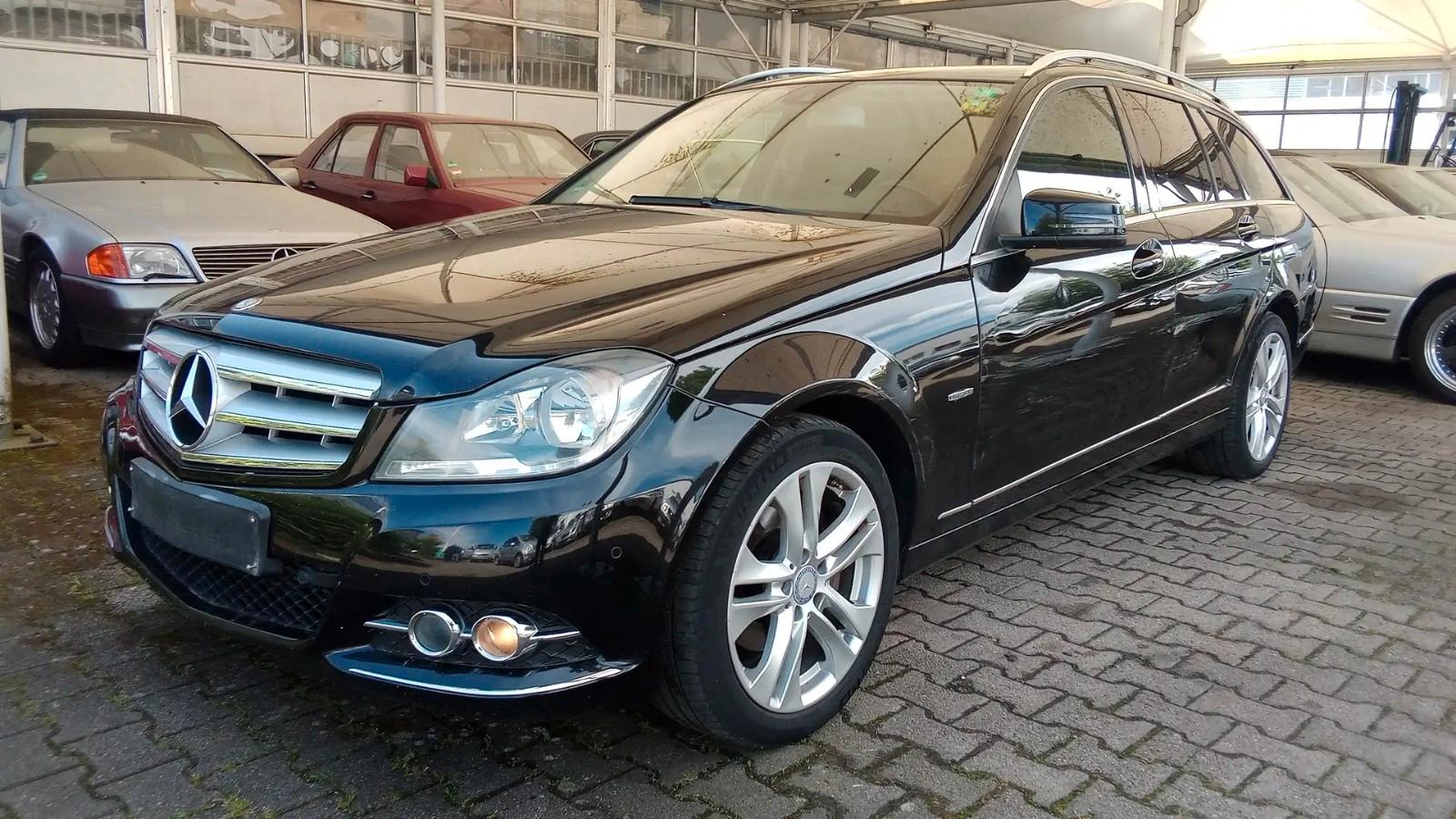 Mercedes-Benz C 220 C -Klasse T-Modell  CDI BlueEfficiency