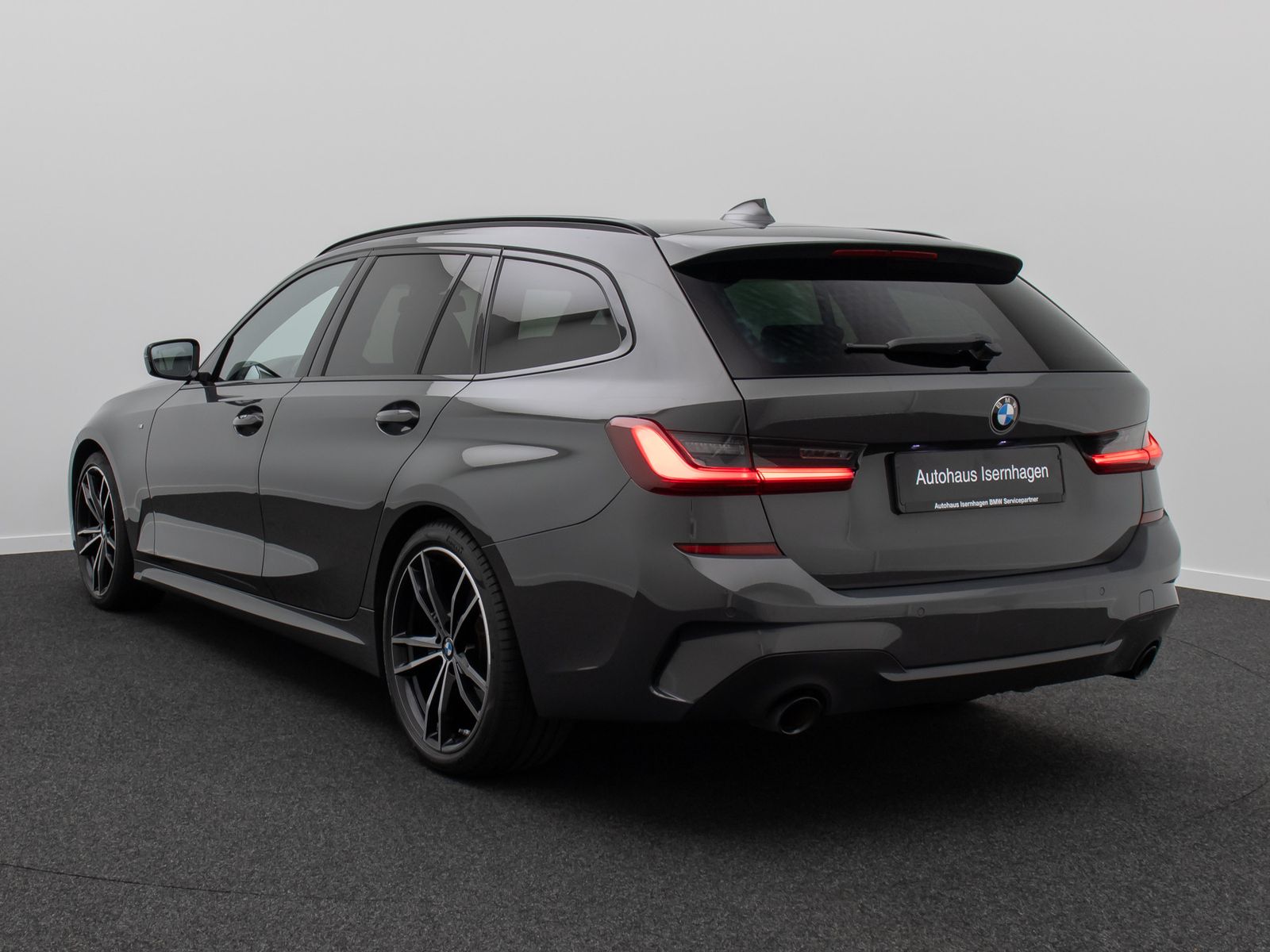 Fahrzeugabbildung BMW 320i M Sport Individual Komfort Laser AHK 19Zoll
