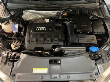 Bild 19 Audi Q3 2,0 TDI S-line competition