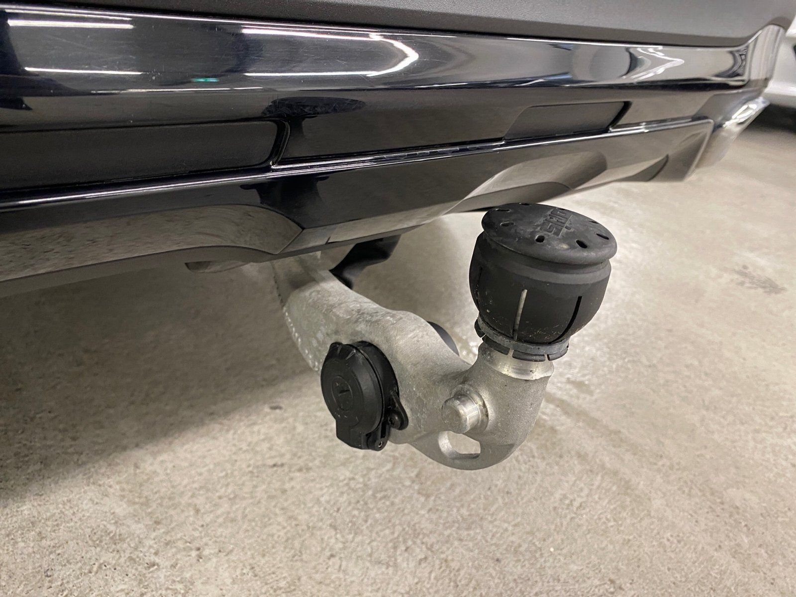 Fahrzeugabbildung Mercedes-Benz GLC 220 d 4M AMG*AHK*Standheizung*Totwinkel*360°