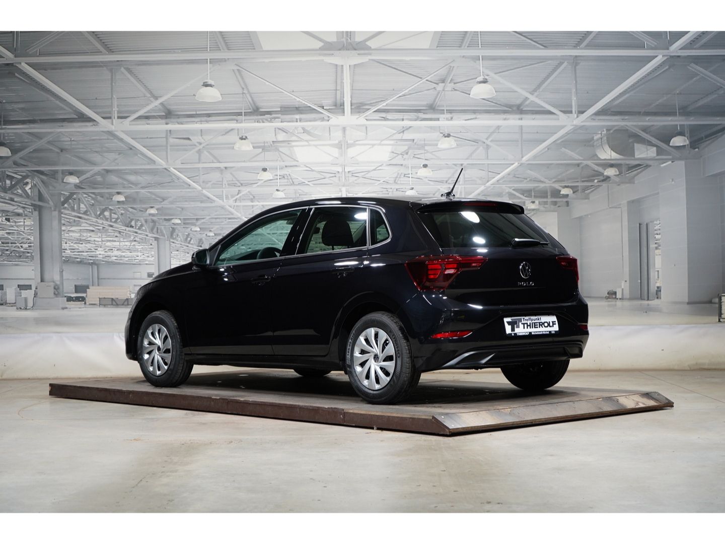 Volkswagen Polo Life 1.0 TSI 5-Gang Discover Media Light As imagem 2