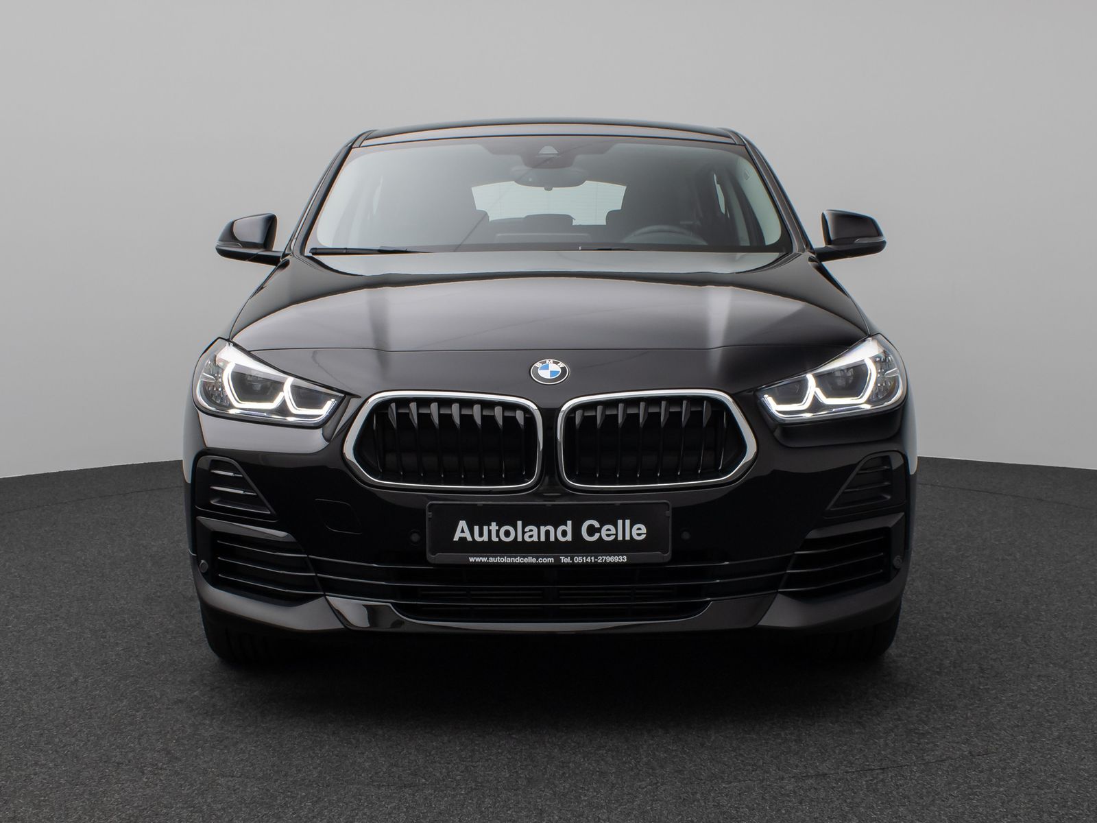 Fahrzeugabbildung BMW X2 sD20i HUD DAB Navi+Parkassist DrivAssis Alarm