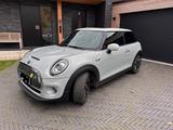MINI Cooper SE TrimXL / PANO / + 17" Mini Winterräder - MINI Cooper SE von privat