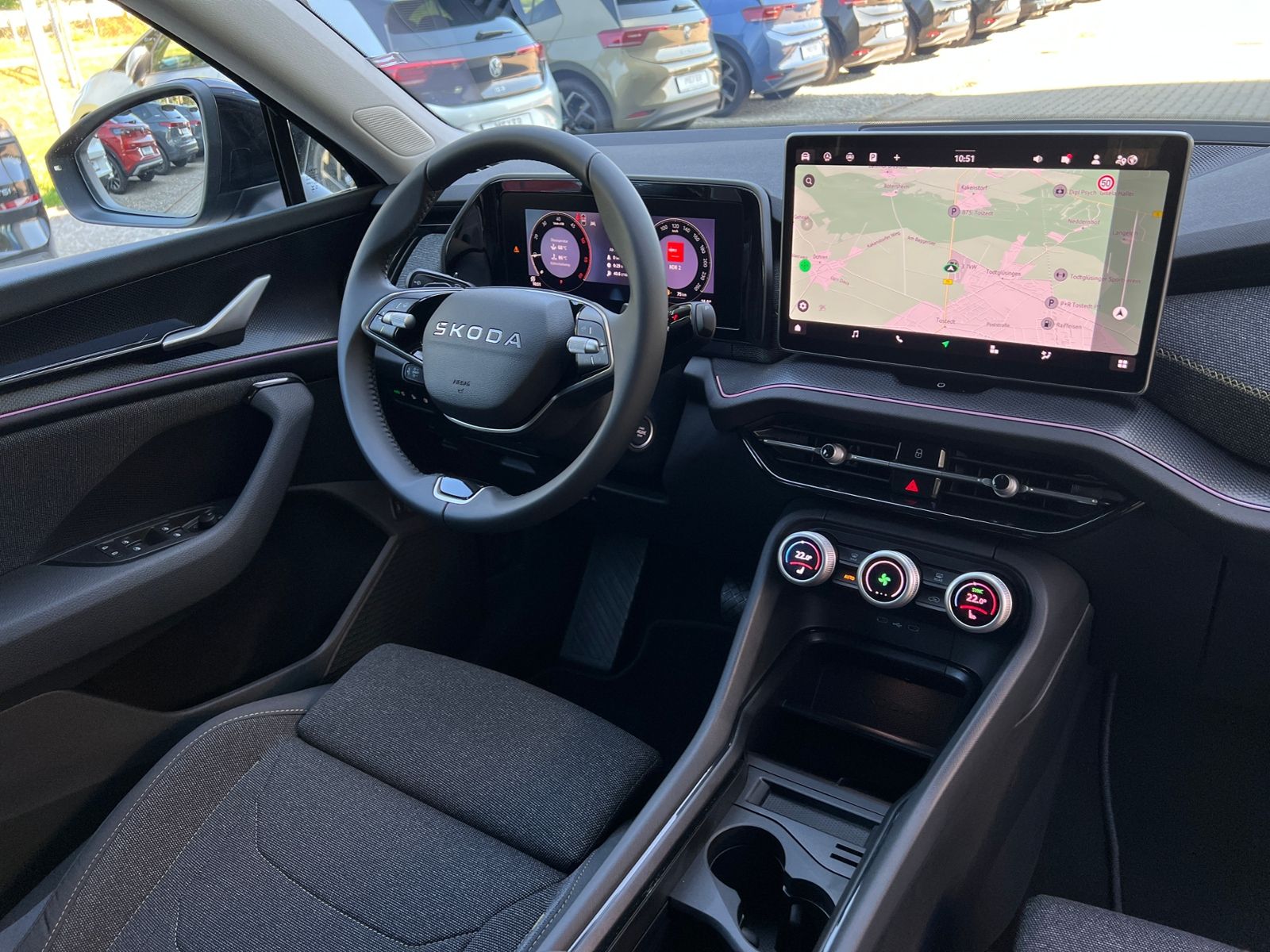 Fahrzeugabbildung SKODA Kodiaq Selection 2.0 TDI DSG *LED,AHK,Navi,Winte